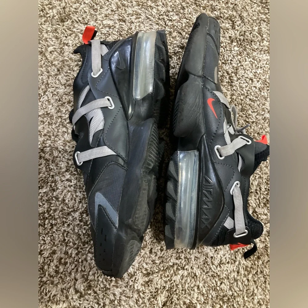 Nike Air Max Infinity Winter Anthracite Sneakers Men's Black & Red Shoes Size 8